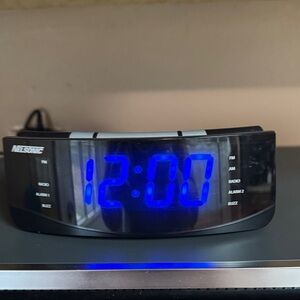 Black Digital Alarm Clock Radio A47